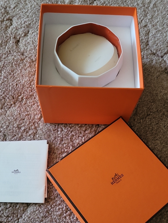 Hermes Other - Hermès White Candle with Iconic Orange Box